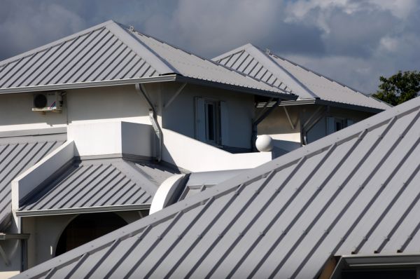 Metal Roof Service